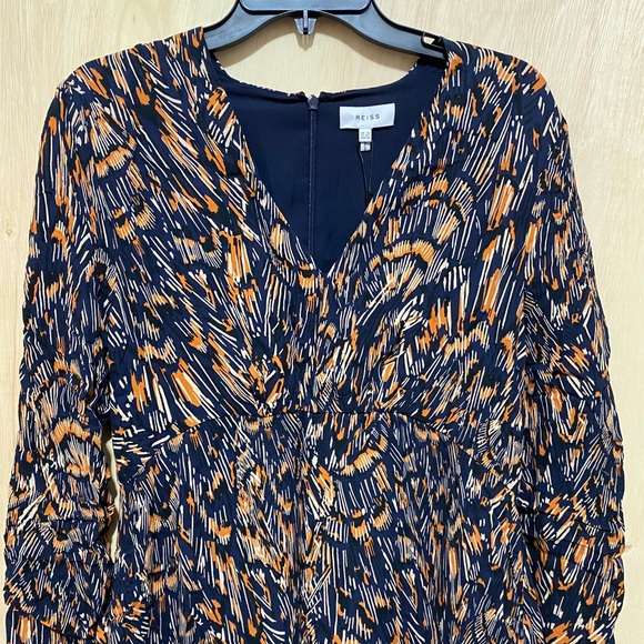 REISS Erin Abstract Feather Printed Midi Dress - Picture 3 of 8